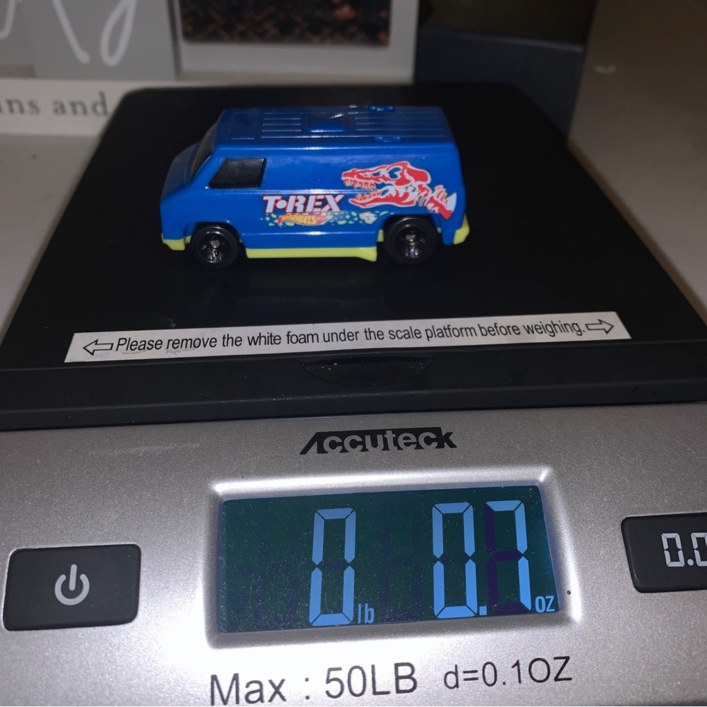 Hot Wheels 2020 Mattel Burger King T-Rex Dinosaur Blue Van Meal Toy Plastic - Picture 3 of 5